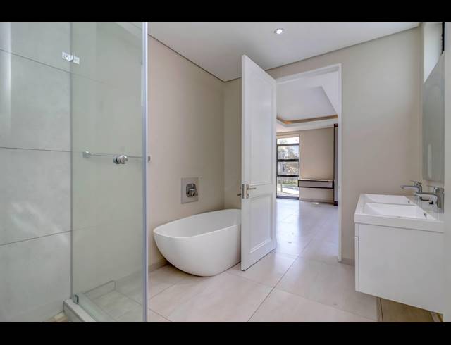 5 BEDROOM GATED ESTATE FOR SALE IN STEYN CITY